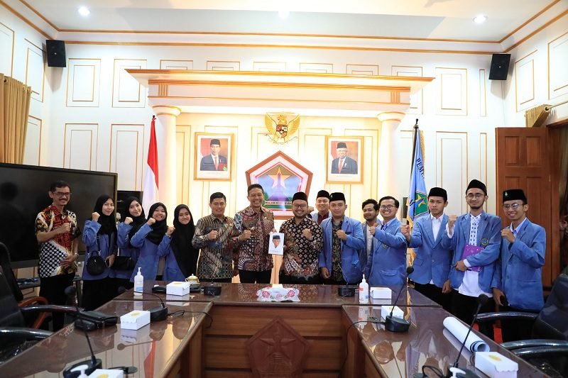 MAHASANTRI MA'HAD ALY AL-HIKAM MALANG GELAR AUDIENSI BERSAMA PJ WALI KOTA MALANG