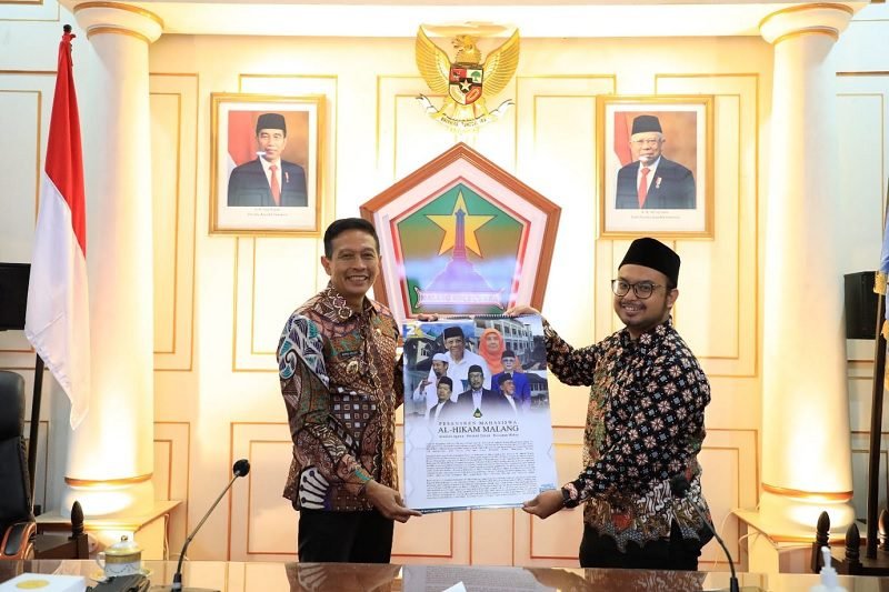 PJ WALI KOTA MALANG APRESIASI PRODUK KARYA MAHASANTRI MA'HAD ALY AL-HIKAM MALANG