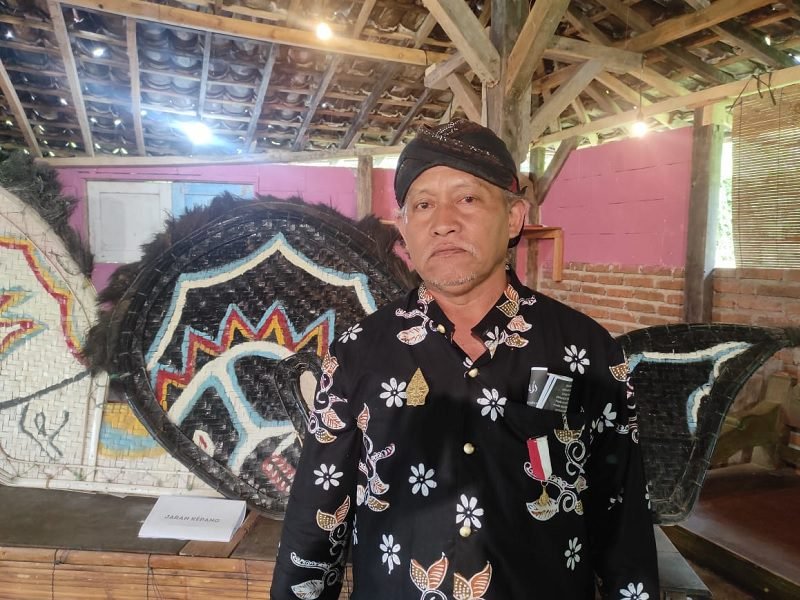 KI SUTOPO, SENIMAN AHLI TEMBANG MACAPAT KOTA BATU