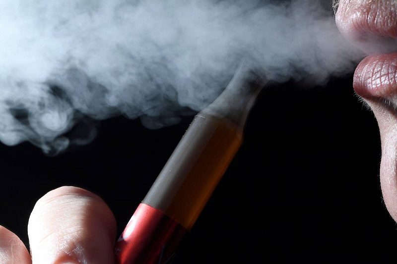 PER 1 JANUARI 2024, PAJAK ROKOK ELEKTRIK RESMI MULAI DIBERLAKUKAN