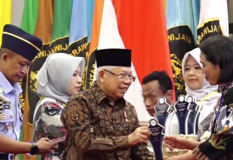 HADIRI BRAWIJAYA HALAL SUMMIT 2024, WAPRES SAMPAIKAN 3 LANGKAH STRATEGIS PERKUAT EKOSISTEM HALAL INDONESIA