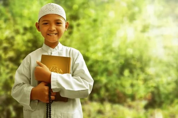 AGAR ILMU BAROKAH DAN BERMANFAAT, AMALKAN BEBERAPA DOA INI SEBELUM BELAJAR