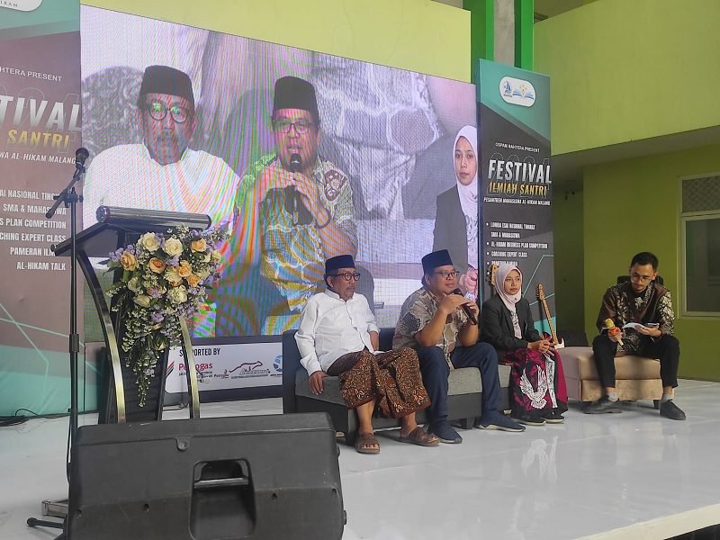 AL HIKAM TALK: BAHAS PERAN PEMUDA DI ERA DIGITAL