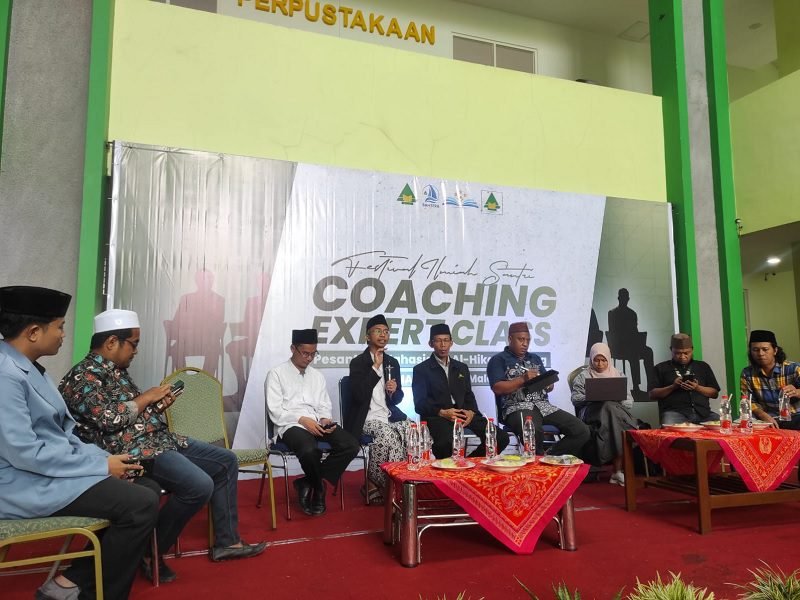 527-Halimi Zuhdy di Festival Ilmiah Santri FESTIVAL ILMIAH SANTRI, TUGAS DAKWAH TIDAK HANYA DI PANGGUNG