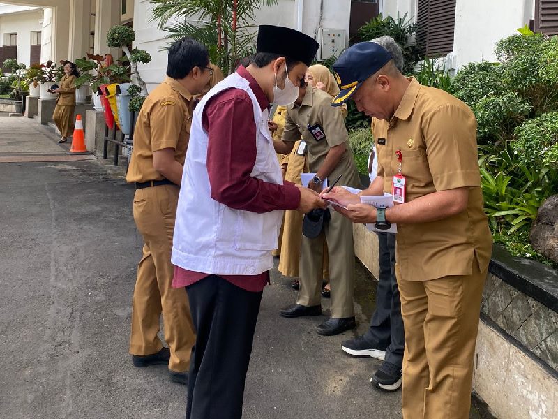 UPZ SEBAGAI INSTRUMEN UTAMA PENGUMPULAN ZAKAT, INFAK DAN SEDEKAH (ZIS) DI LINGKUNGAN PEMKOT MALANG