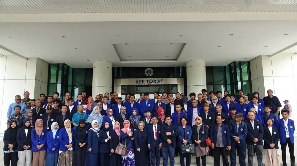 UM SERUKAN 5 HAL INI KEPADA PRESIDEN JOKOWI