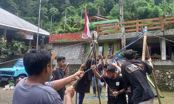 PUSAKA INDONESIA TANAMKAN KARAKTER LEADERSHIP SANTRI LEWAT PELATIHAN LDK DUA HARI