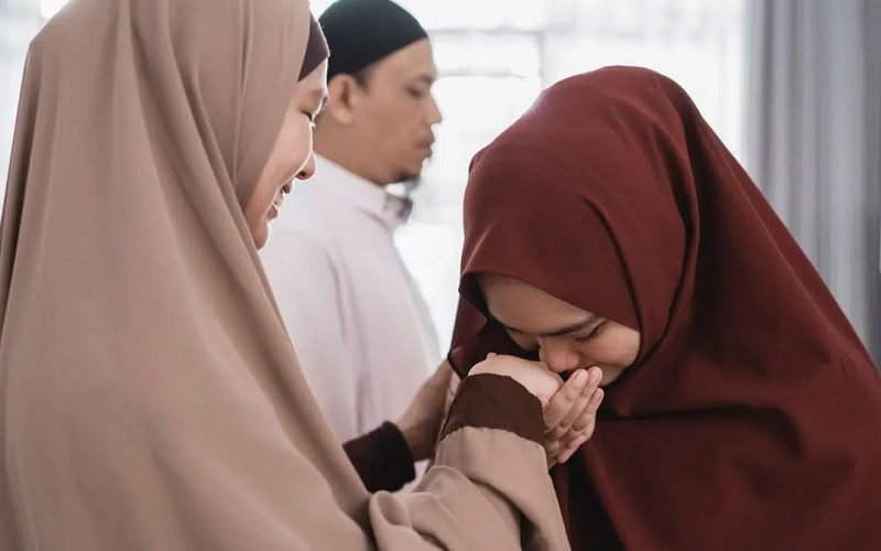 DOA MEMOHONKAN AMPUNAN UNTUK KEDUA ORANG TUA