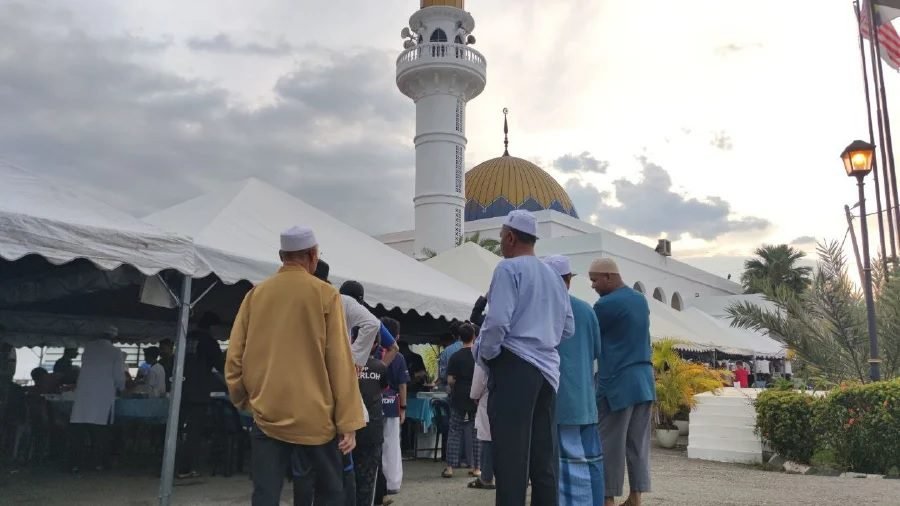 Pengeras suara di masjid di Malaysia diatur ketat