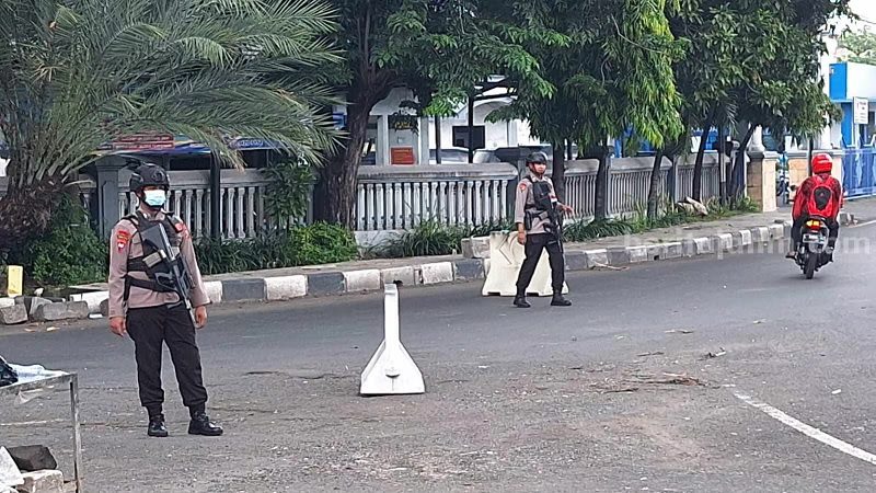 LEDAKAN DI MARKAS BRIMOB POLDA JATIM, TAK ADA KORBAN JIWA