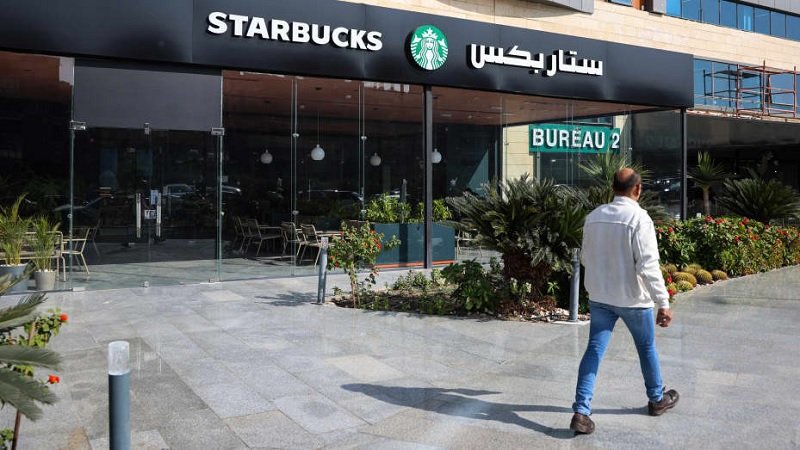 STARBUCKS DI TIMTENG PHK 2.000 KARYAWAN AKIBAT BOIKOT YANG TERUS MELUAS