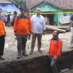 RESPON BENCANA TANAH GERAK JOMBANG, TIM PEMPROV SARANKAN RELOKASI