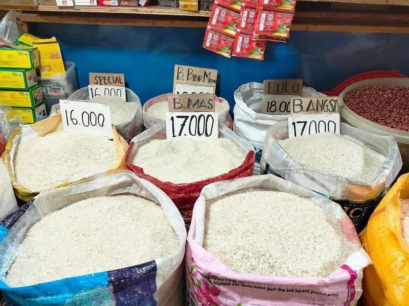 MARET 2024, INFLASI JATIM SEBESAR 3,04% DAN NASIONAL 3,05%