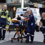 PENIKAMAN MASSAL DI MAL SYDNEY, 6 ORANG TEWAS