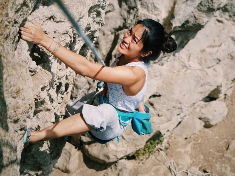 SEJARAH PANJAT TEBING, HOBI EKTRIM YANG DIGEMARI PRISIA NASUTION