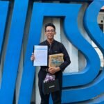 MOMEN MENGHARUKAN WISUDAWAN ITS YANG WAFAT MENJELANG WISUDA