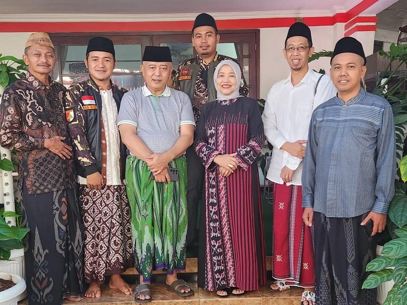 PEMIMPIN YANG BERADAB