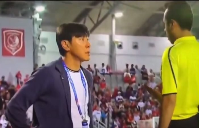 2120-Shin Tae-yong protes KONTROVERSI VAR, INDONESIA KEMBALI DIRUGIKAN