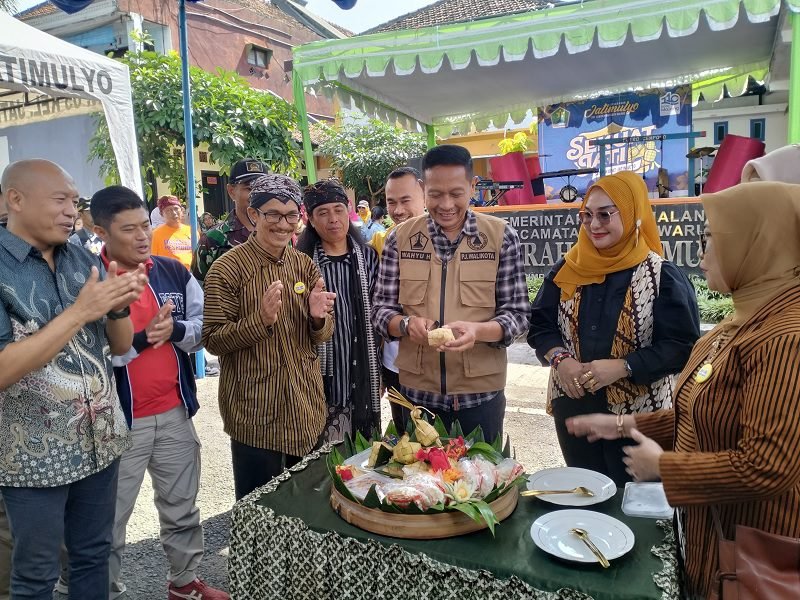 PJ WALI KOTA MALANG BUKA TASYAKURAN SEKUAT JATI KELURAHAN JATIMULYO
