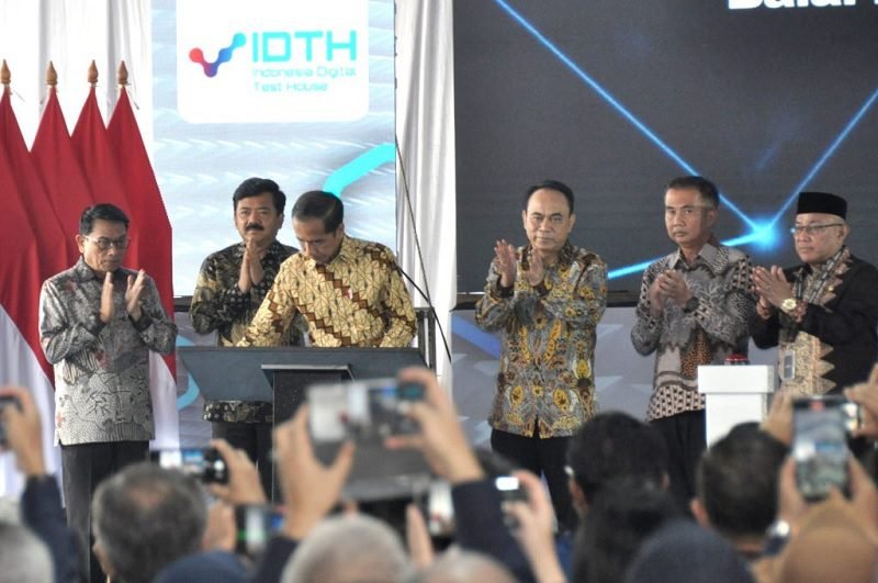 RESMIKAN IDTH, PRESIDEN: INDONESIA HARUS JADI PRODUSEN DALAM DIGITALISASI