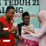 BAKTI SOSIAL PERSATUAN ISTRI KARYAWAN DAN KARYAWATI DIREKTORAT DISTRIBUSI KE RUMAH TEDUH 21 MALANG