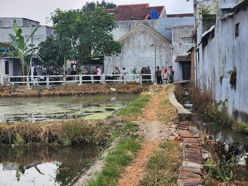 AKSES JALAN TERTUTUP, PETANI MERJOSARI "TERIAK”