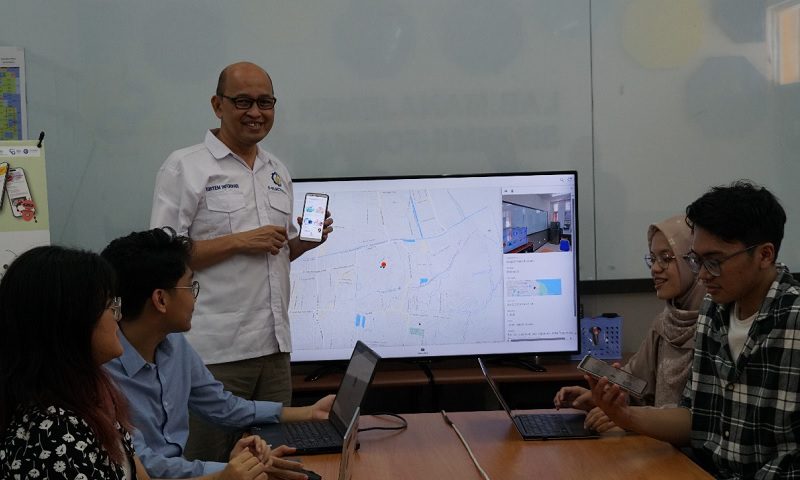 LANCARKAN IBADAH, TIM ITS KEMBANGKAN APLIKASI MECCABOT