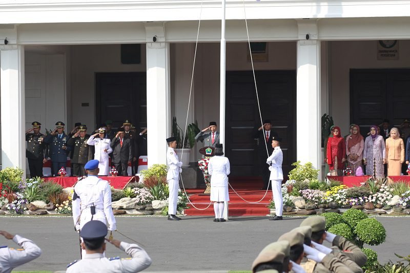 PJ WALI KOTA MALANG AJAK MASYARAKAT IKUTI PERKEMBANGAN DIGITAL DI HARI KEBANGKITAN NASIONAL 2024