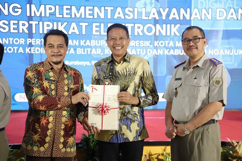 HADIRI LAUNCHING SERTIFIKAT ELEKTRONIK, PJ WALI KOTA WAHYU: MAKIN MUDAH URUS SERTIFIKAT TANAH