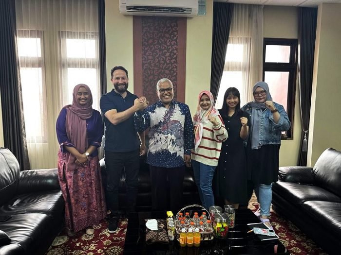 2355-UB & University Leeds UB PERKUAT KERJASAMA AKADEMIK DENGAN UNIVERSITY OF LEEDS, INGGRIS