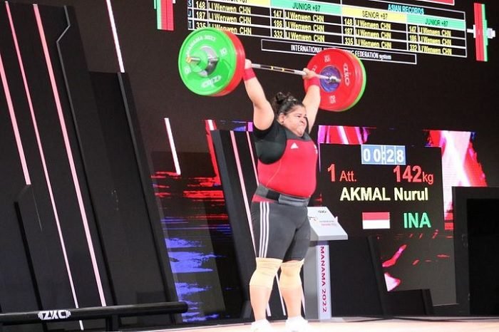 LIFTER PUTRI INDONESIA RAIH TIKET OLIMPIADE PARIS 2024, PABSI SEGERA KIRIM SURAT KE IWF