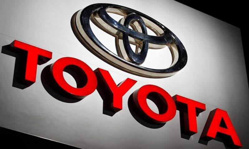 LAKUKAN TES KENDARAAN ABAL-ABAL, TOYOTA MINTA MAAF