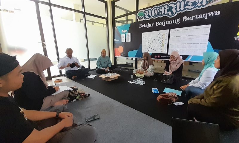 ORMAS DAN KOMUNITAS KEMANUSIAAN RAPAT KOORDINASI PERSIAPAN AKSI KEMANUSIAAN ‘MENGETUK PINTU HATI EMPATI MANUSIA’