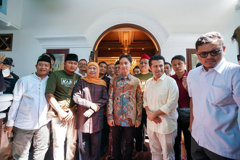 SILATURAHMI KE RUMAH KHOFIFAH, GIBRAN SAMPAIKAN TERIMA KASIH DAN SIAP MENANGKAN KHOFIFAH-EMIL DI PILGUB JATIM