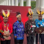 MAJELIS RAKYAT PAPUA TEMUI PRESIDEN JOKOWI, MINTA DIUNDANG KE HUT RI 17 AGUSTUS DI IKN