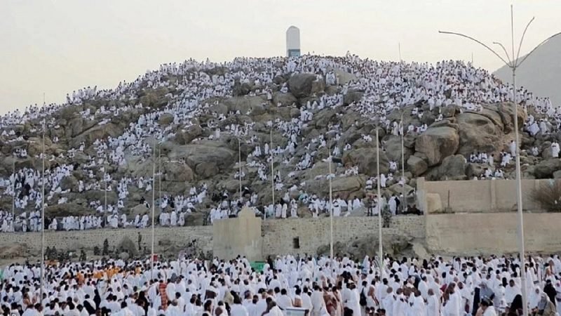 TIGA MAKNA MENDALAM WUKUF DI ARAFAH