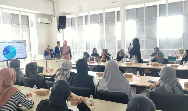 Pelatihan UMKM di gedung MCC