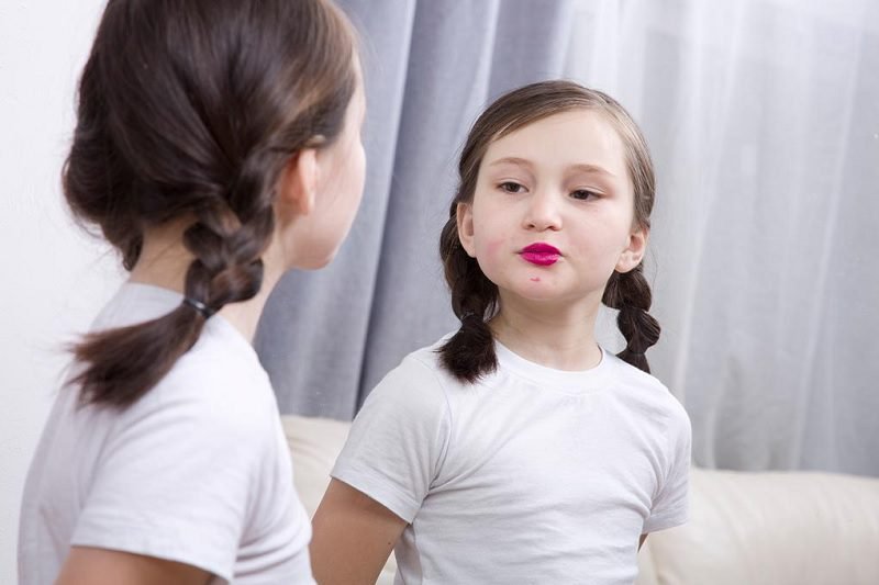 5 PENYEBAB ANAK NARSISTIK, ORANG TUA HARUS WASPADA