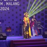 FKAUB SUMBANG PENAMPILAN TARI NUSANTARA DI MUNAS AREMANIA SATU