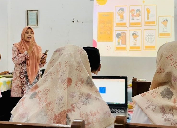 DOSEN UIN MALANG BERI SENTUHAN INOVATIF PADA KOMPETENSI PEDAGOGI GURU DI YAYASAN DARUSSALAM MALANG