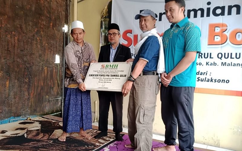 2899-Peresmian sumur bor di Ponpes PPAI Tanwirul Qulub di Ngijo BMH GERAI MALANG RESMIKAN SUMUR BOR DI PONPES PPAI TANWIRUL QULUB KARANGPLOASO