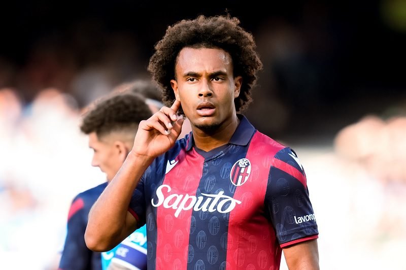 SELANGKAH LAGI, JOSHUA ZIRKZEE KE OLD TRAFFORD