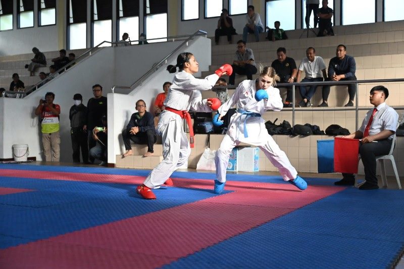 PUSLATDA KARATE PON JATIM SPARING DENGAN KARATEKA KORSEL
