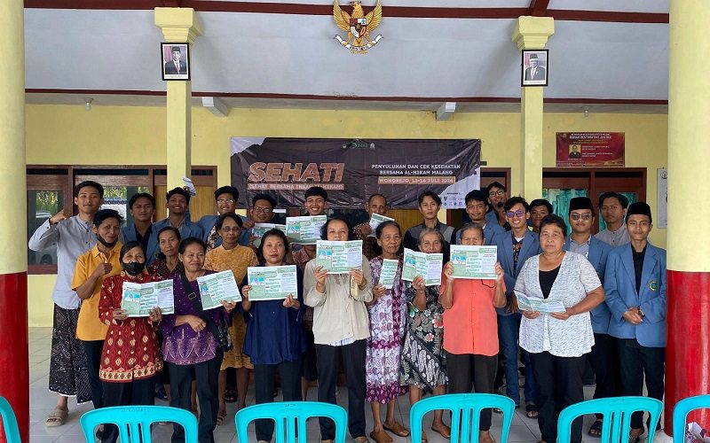 TEBAR SEMANGAT HIDUP SEHAT,TIM PENGABDIAN MASYARAKAT AL-HIKAM ADAKAN PENYULUHAN DAN CEK KESEHATAN GRATIS DI BANTUR