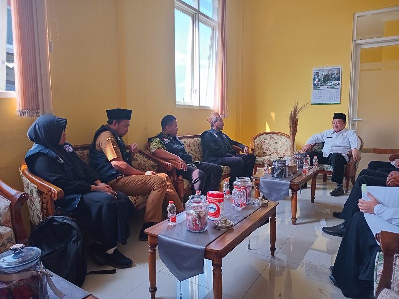 3011-Audiensi dengan Kepala Kemenag Kota Batu KOMNAS PA KOTA BATU AUDIENSI KE KANTOR KEMENTERIAN AGAMA KOTA BATU