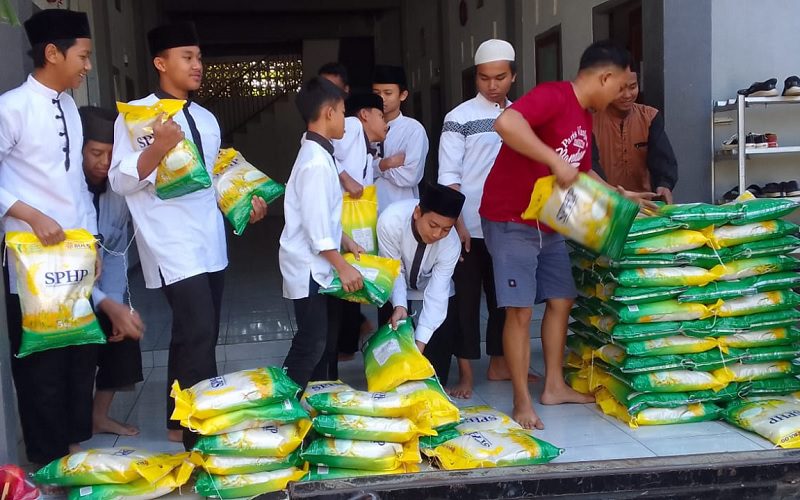 GROUNDED ACADEMY DAN BMH MALANG SALURKAN 1 TON BERAS DI 10 MUHARRAM 1446 H