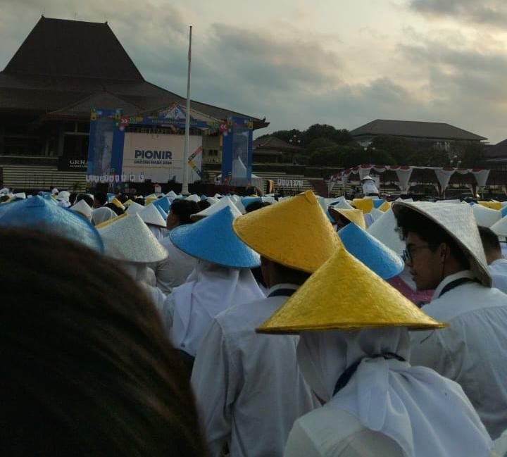 ANTUSIASME MAHASISWA BARU KALA PIONIR GADJAH MADA BERLANGSUNG