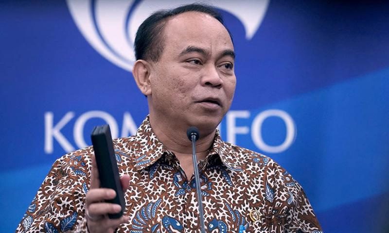 TEKAN JUDI ONLINE, MENTERI BUDI ARIE: KOMINFO AKAN BATASI AKSES VPN GRATIS