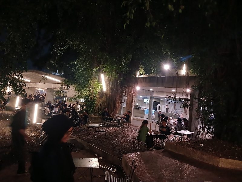 CERITA MALAM DI CERITA SENA MALANG