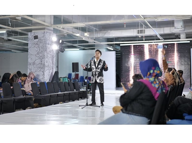 USIA MUDA, PRESTASI GEMILANG! MAHASISWA UNESA BUKTIKAN DIRINYA YANG TERBAIK